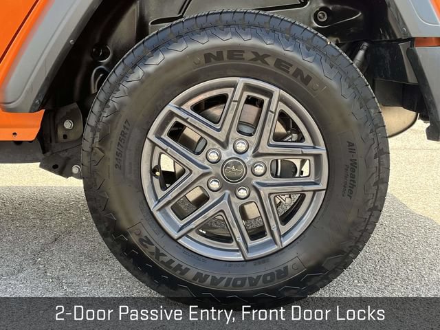 Used 2025 Jeep Wrangler Unlimited Sport AWD/4WD image 11