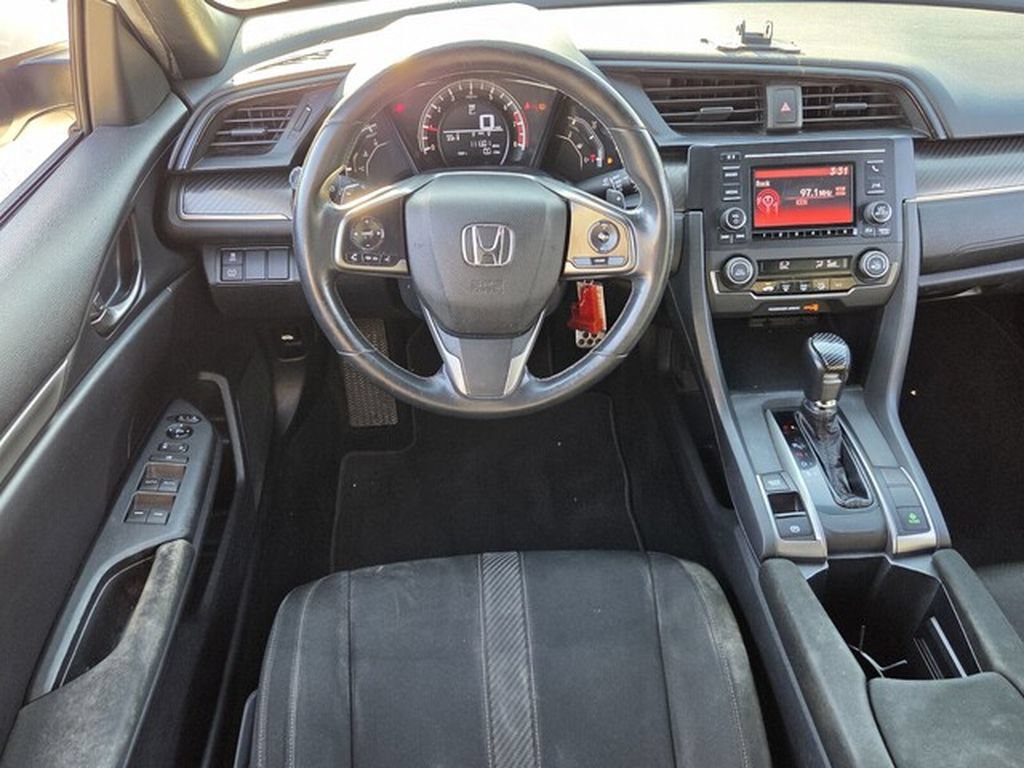 Used 2018 Honda Civic Sport image 5