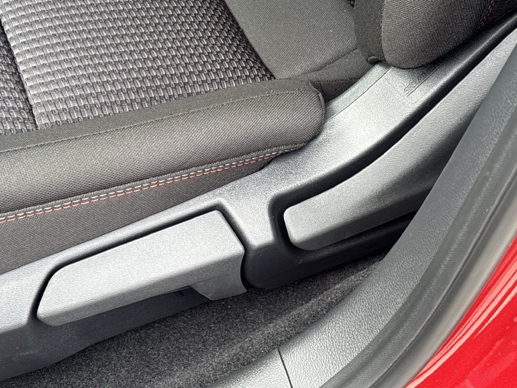 New 2027 Nissan Sentra SR w/ Floor Mat Package FWD image 25