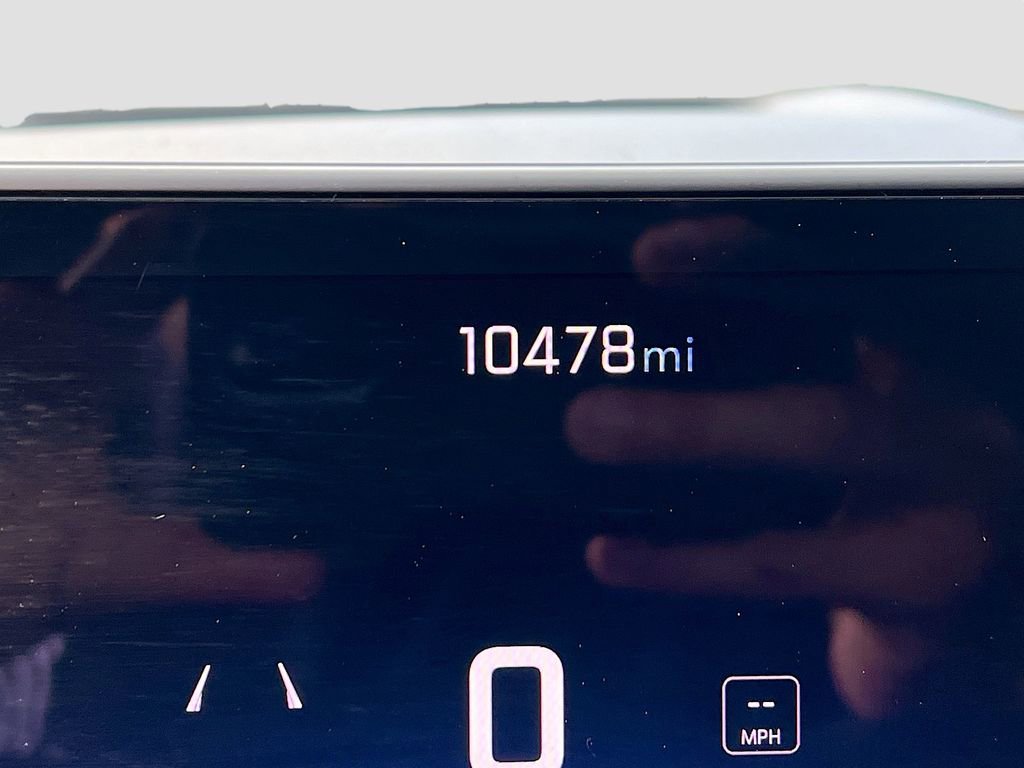 Used 2024 Chevrolet Silverado EV W/T image 12