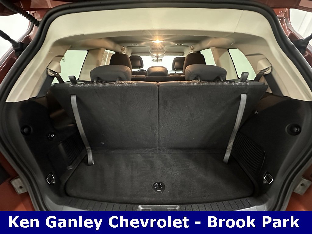 Used 2014 Dodge Journey SXT w/ Flexible Seating Group image 19