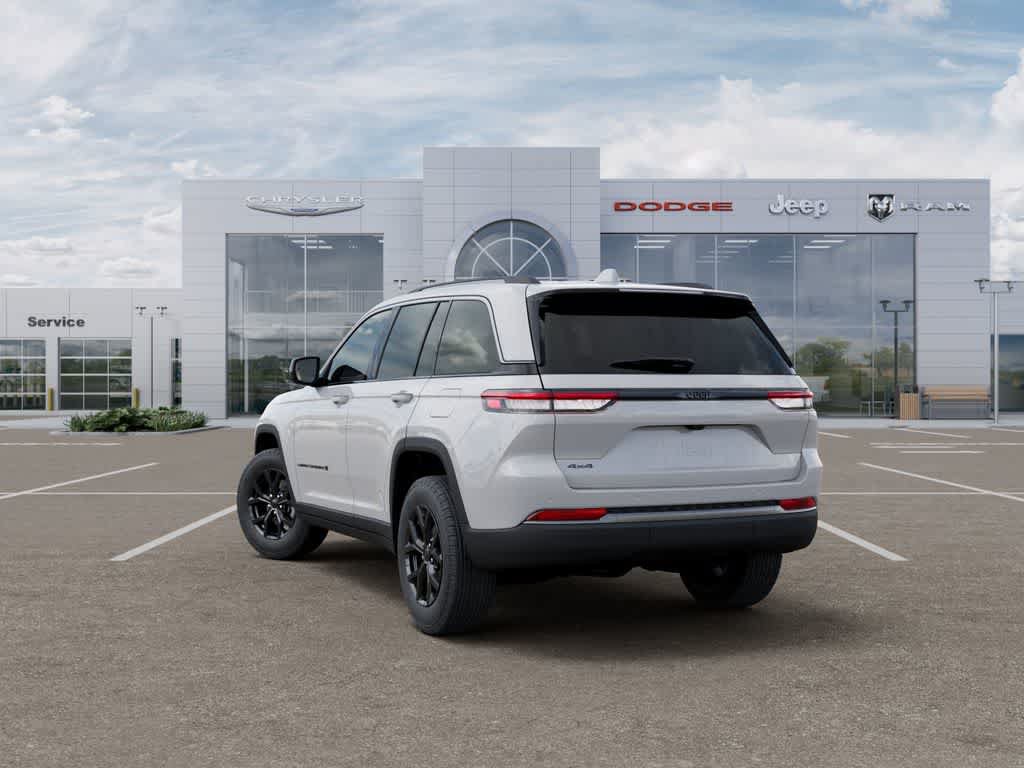 New 2026 Jeep Grand Cherokee Altitude AWD/4WD image 3