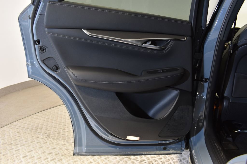 Certified 2025 INFINITI QX55 Luxe w/ Cargo Package image 27