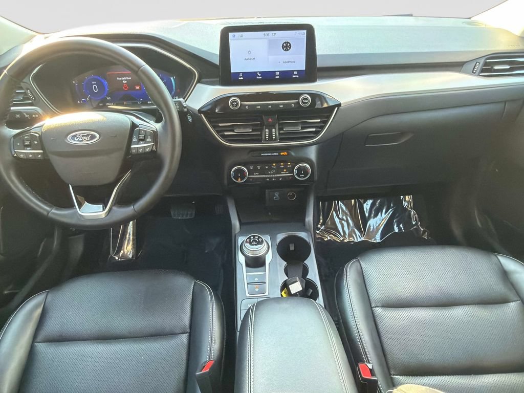 Used 2022 Ford Escape SEL w/ Technology Package FWD image 16