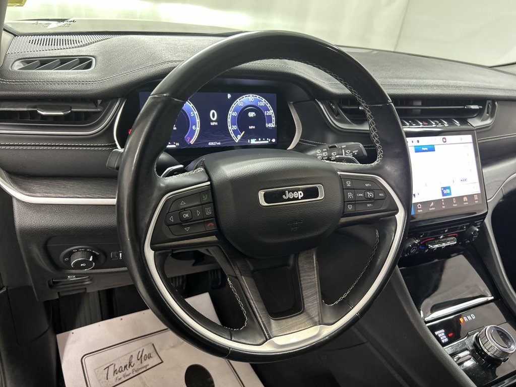 Used 2022 Jeep Grand Cherokee L Limited AWD/4WD image 4