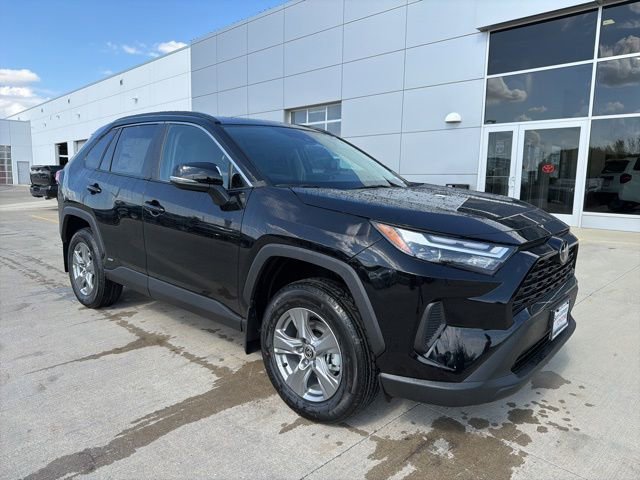 New 2025 Toyota RAV4 XLE