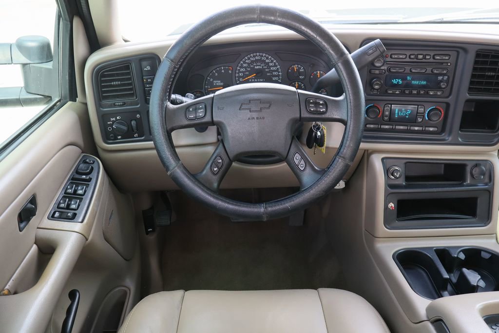 Used 2006 Chevrolet Silverado 2500 LT w/ Heavy-Duty Power Package image 23