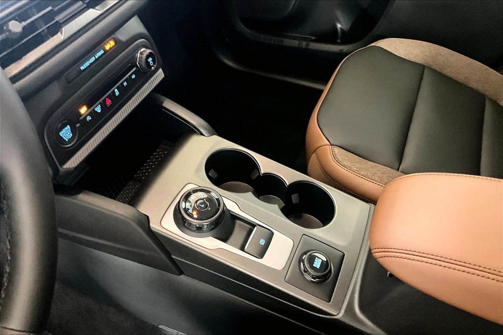 New 2026 Ford Bronco Sport Outer Banks w/ Outer Banks Tech Package+ AWD/4WD image 8