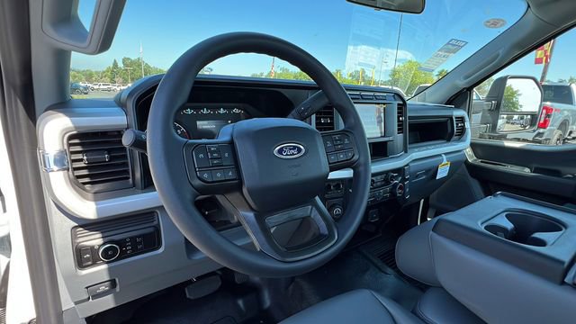 New 2023 Ford F250 XL w/ XL Chrome Package image 19