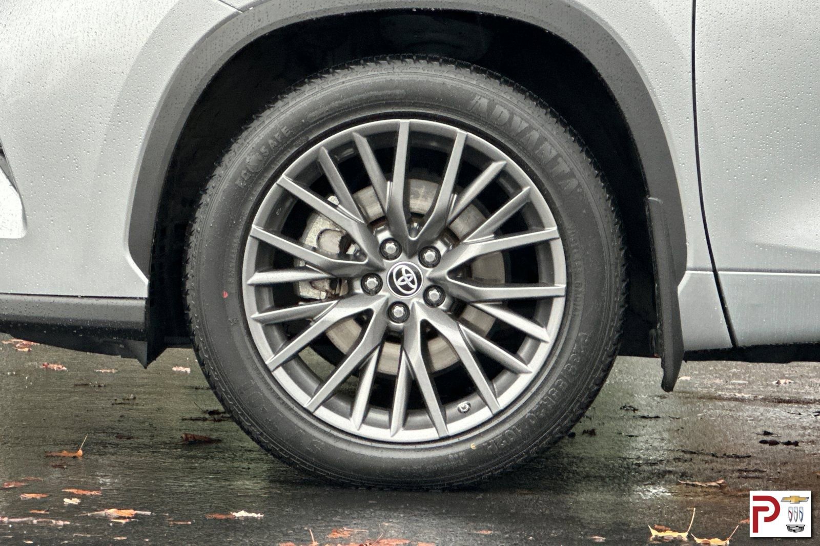 Used 2022 Toyota Highlander Limited image 34