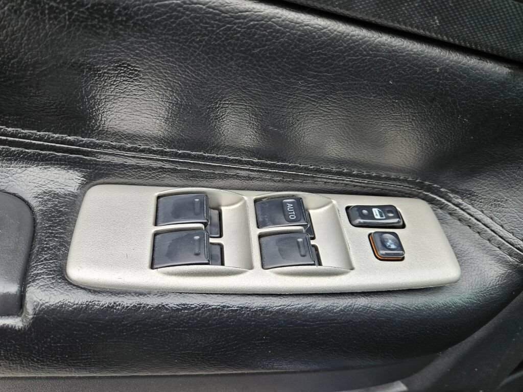 Used 2005 Scion xB FWD image 17