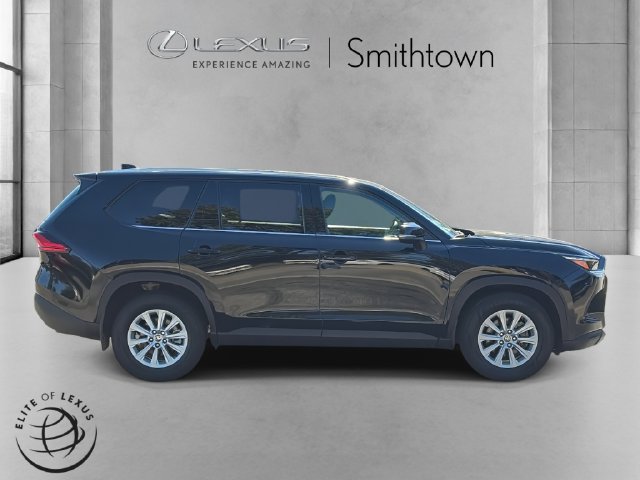 Used 2024 Toyota Grand Highlander AWD Hybrid image 4