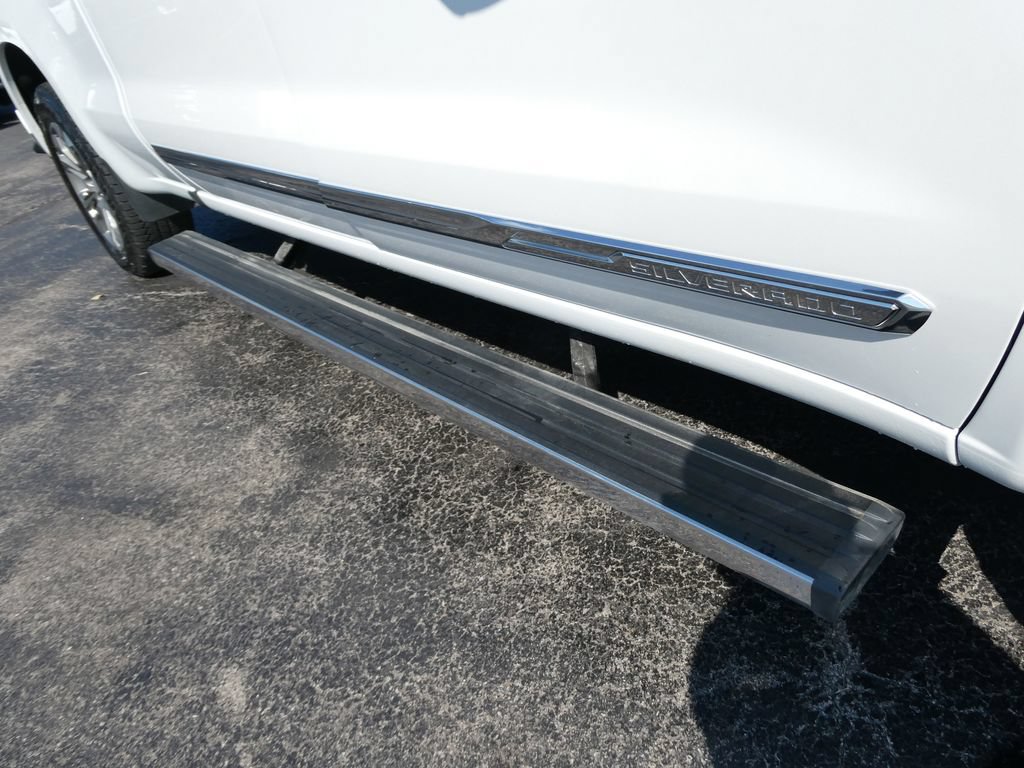 Certified 2024 Chevrolet Silverado 1500 High Country w/ Technology Package AWD/4WD image 14