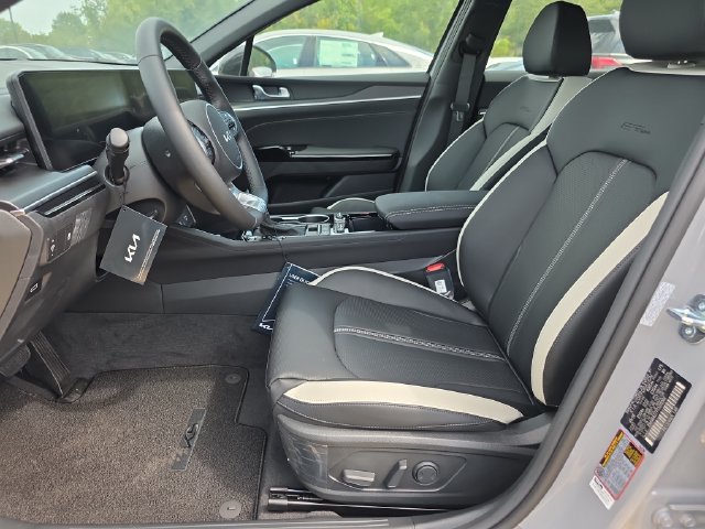 New 2026 Kia Sportage EX w/ EX Panoramic Sunroof Package AWD/4WD image 5