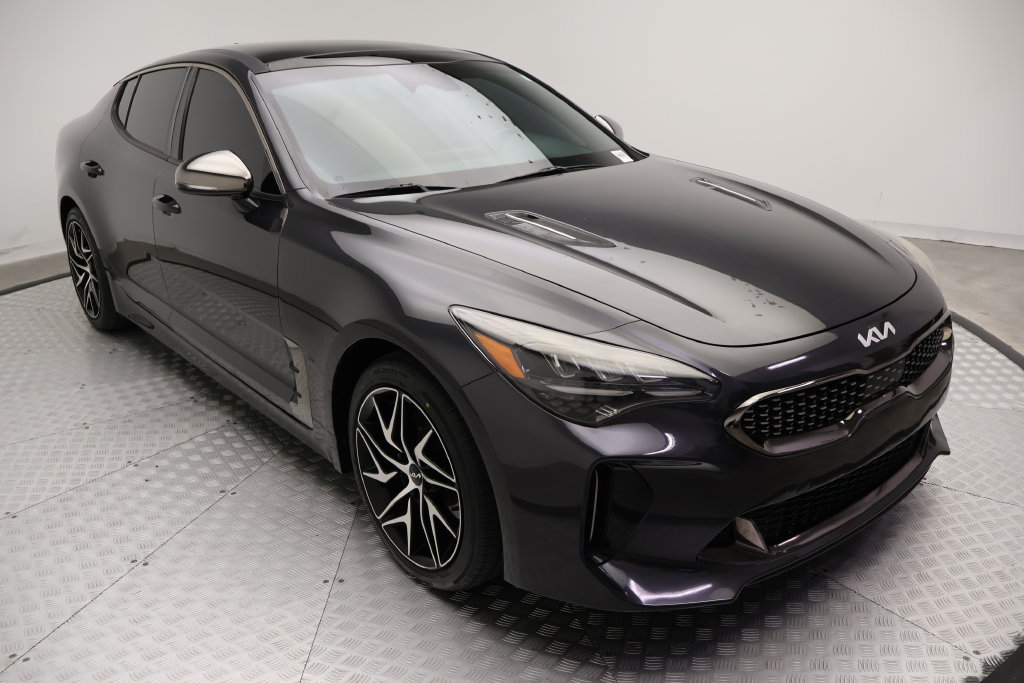 Used 2022 Kia Stinger GT-Line w/ Sun & Sound Package RWD image 6