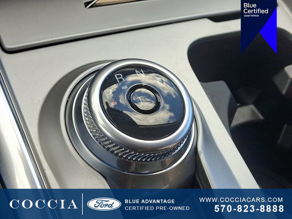 Certified 2022 Ford Explorer XLT w/ Equipment Group 202A image 16