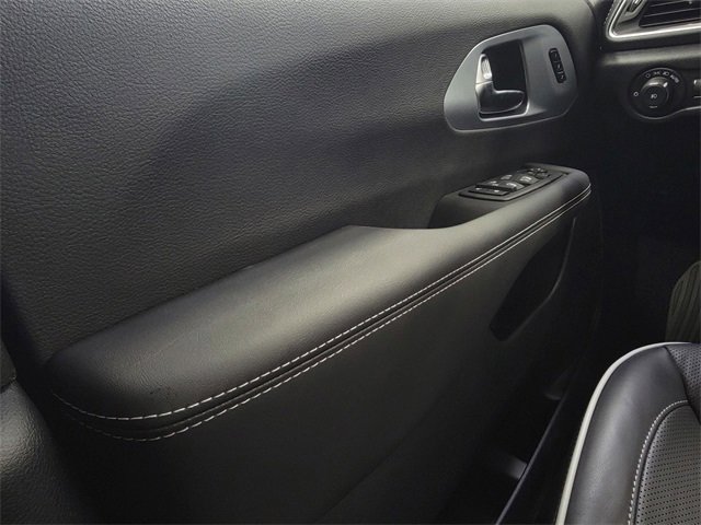 New 2026 Chrysler Pacifica Limited w/ S Appearance Package image 32