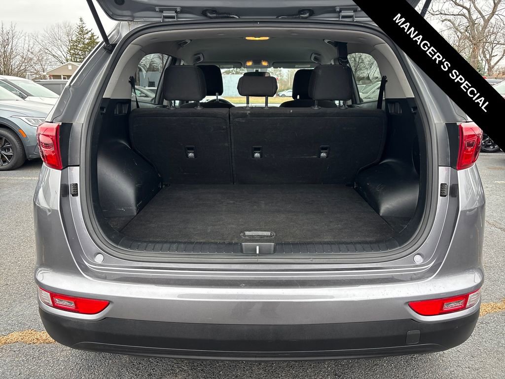 Used 2018 Kia Sportage LX AWD/4WD image 16