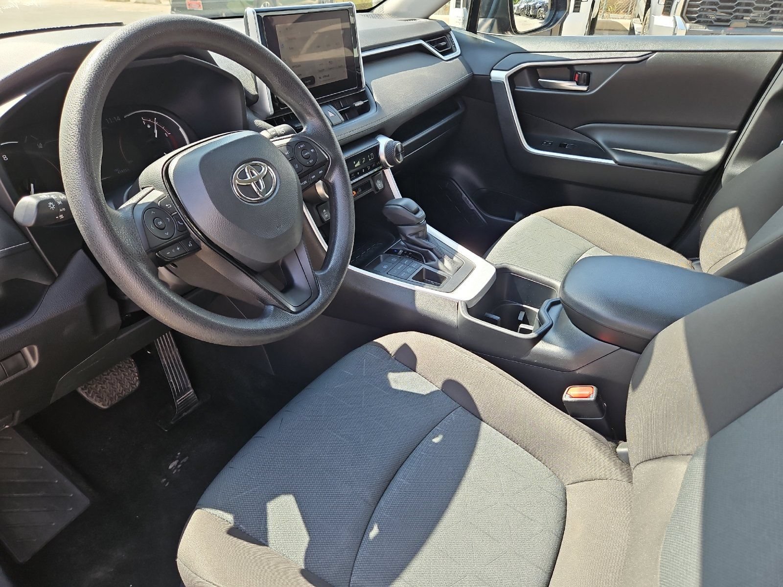 Certified 2025 Toyota RAV4 XLE AWD/4WD image 9