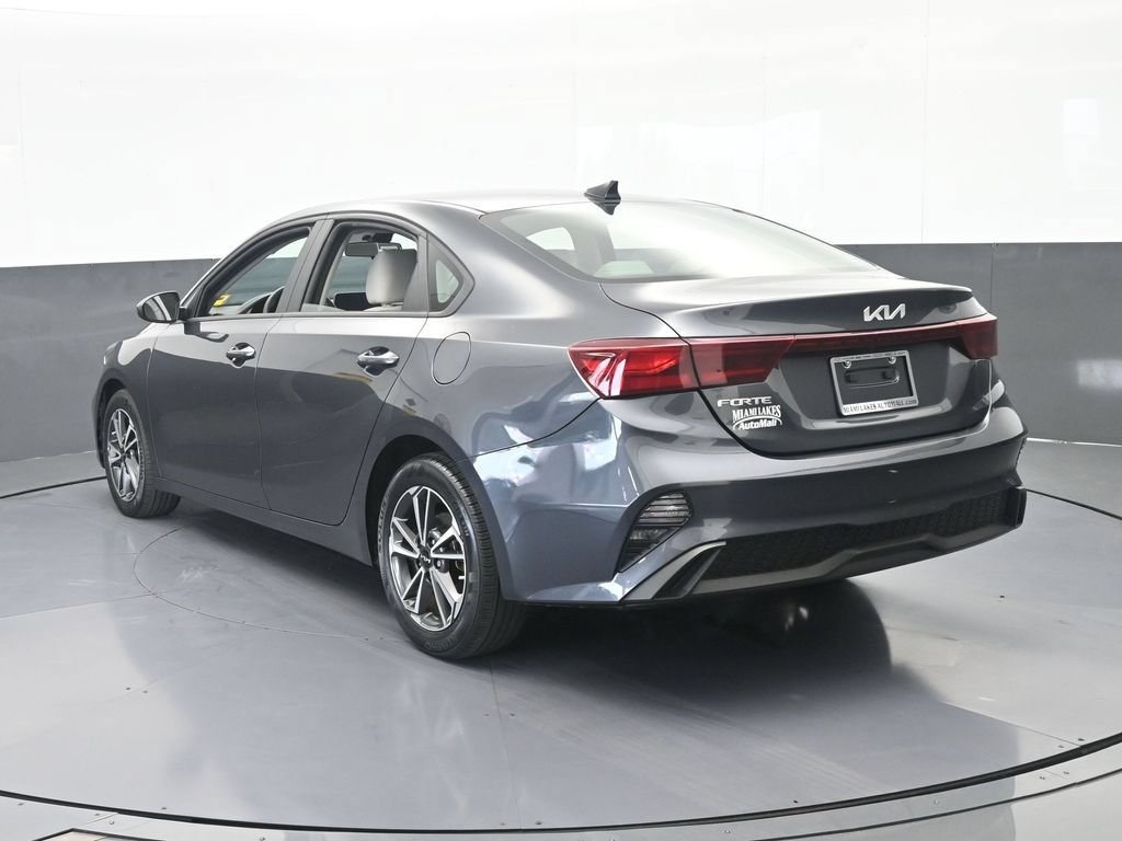 Used 2023 Kia Forte LXS FWD image 4