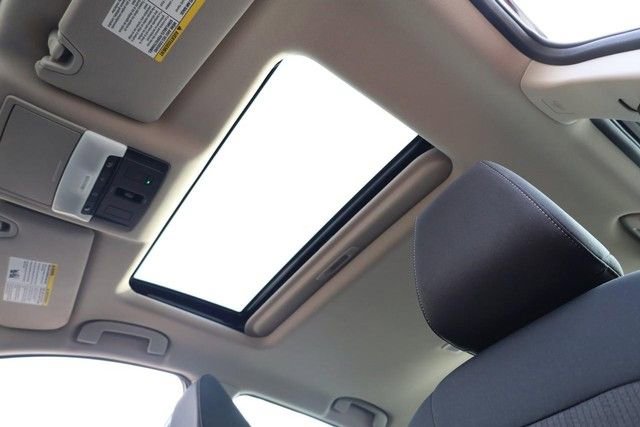 Certified 2024 Nissan Altima 2.5 SV w/ SV Premium Package AWD/4WD image 9