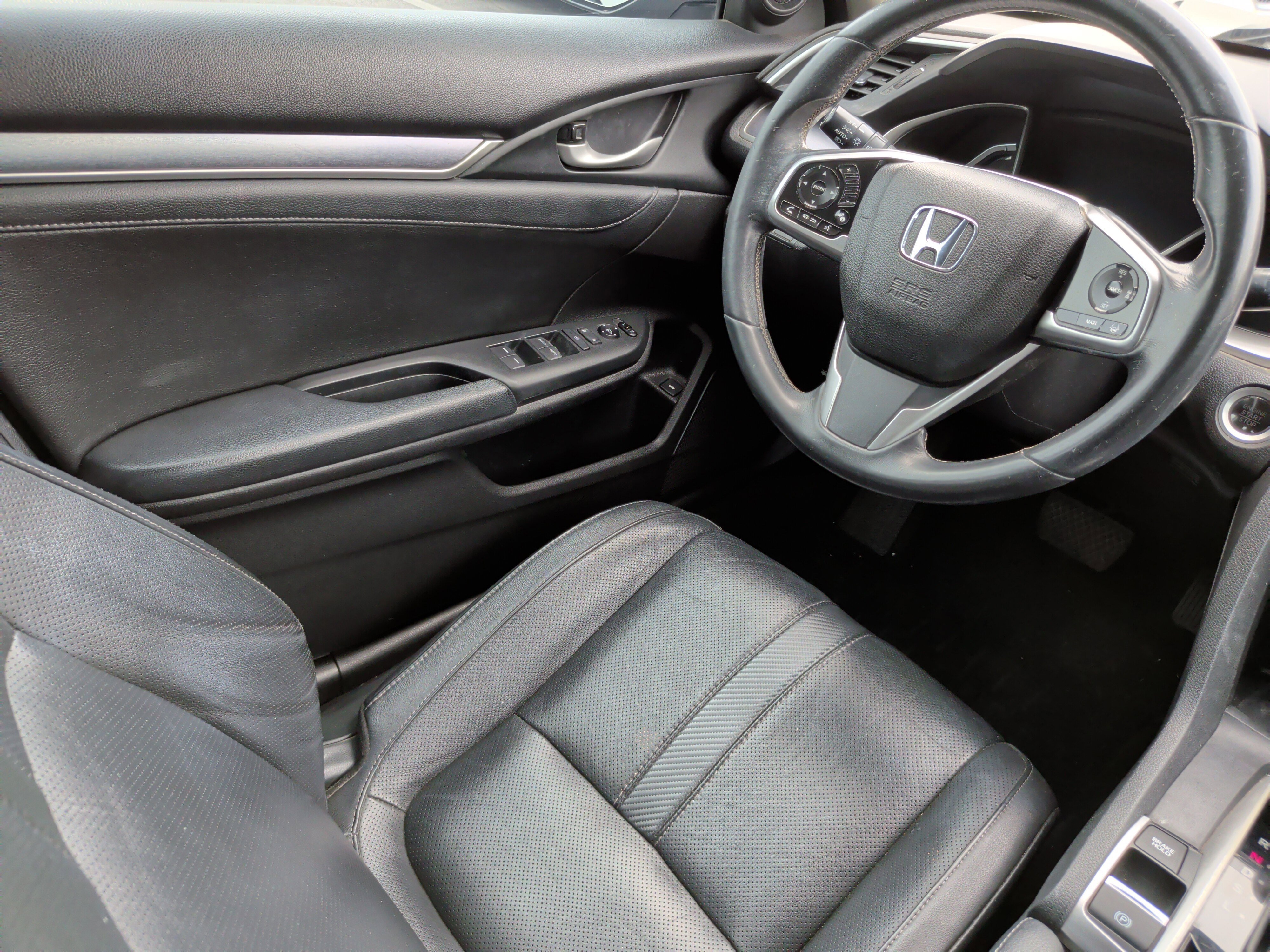 Used 2016 Honda Civic Touring image 32