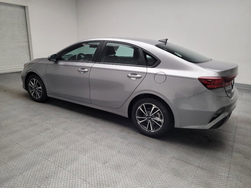 Used 2023 Kia Forte LXS w/ LXS Technology Package FWD image 3