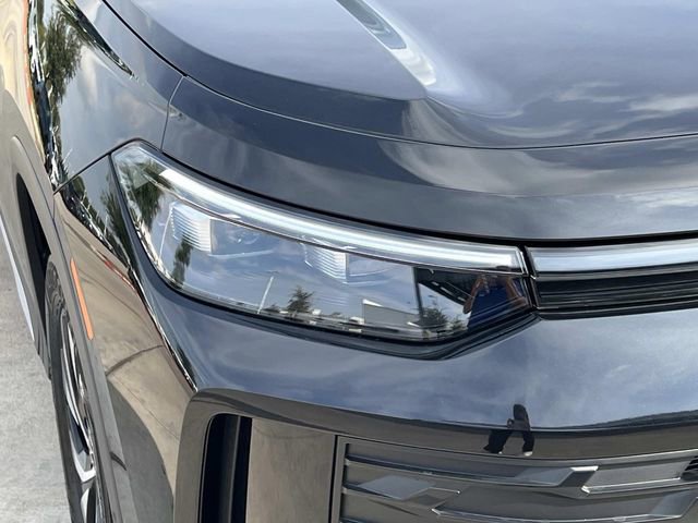 New 2026 Volkswagen Tiguan S image 7