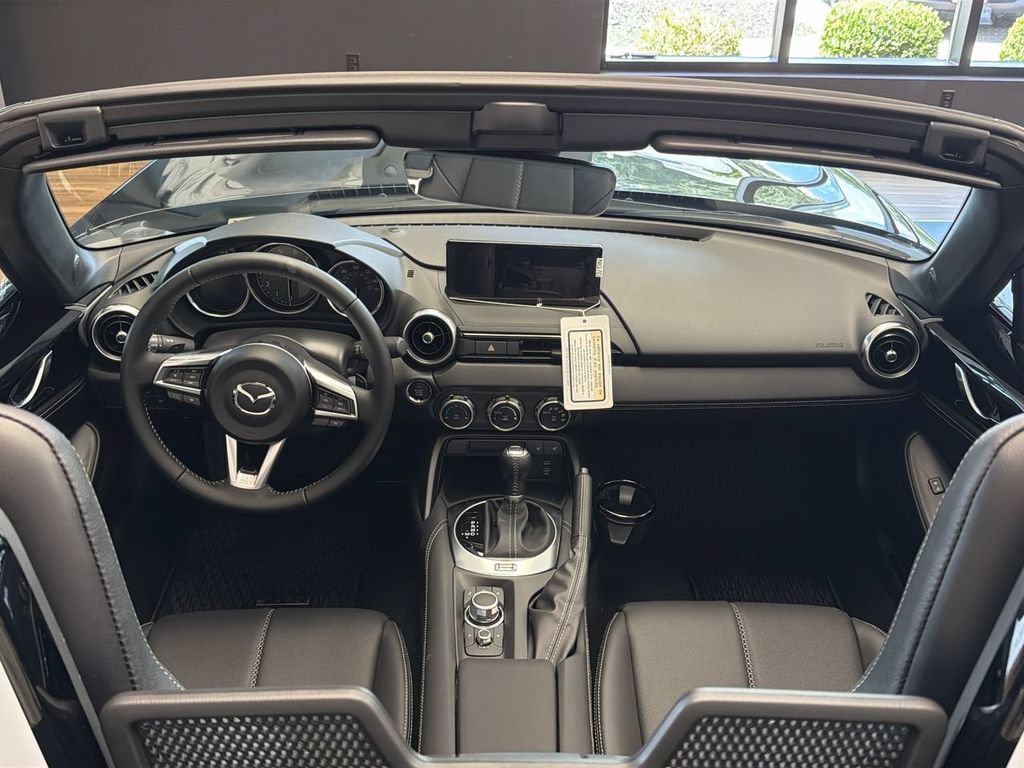 New 2026 MAZDA MX-5 Miata Grand Touring w/ Appearance Package RWD image 12