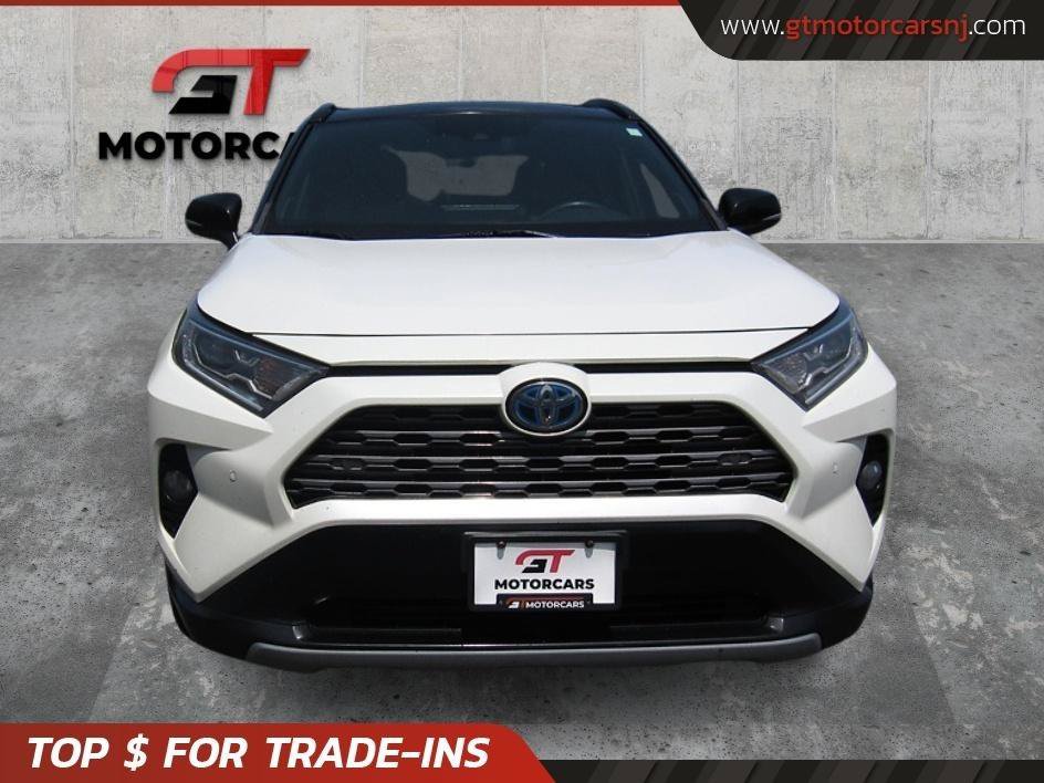Used 2021 Toyota RAV4 XSE AWD/4WD image 2