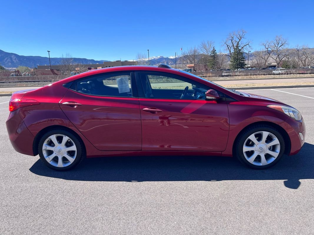 Used 2013 Hyundai Elantra Limited w/ Technology Pkg image 4