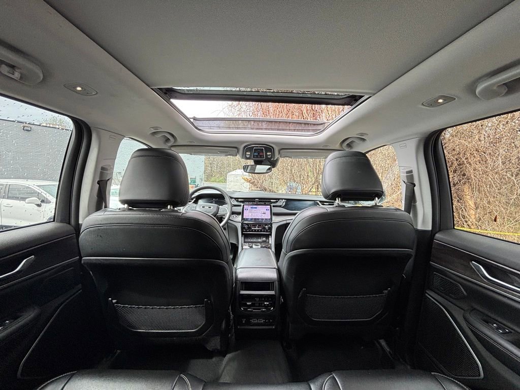 Used 2024 Jeep Grand Cherokee Limited 4xe image 22