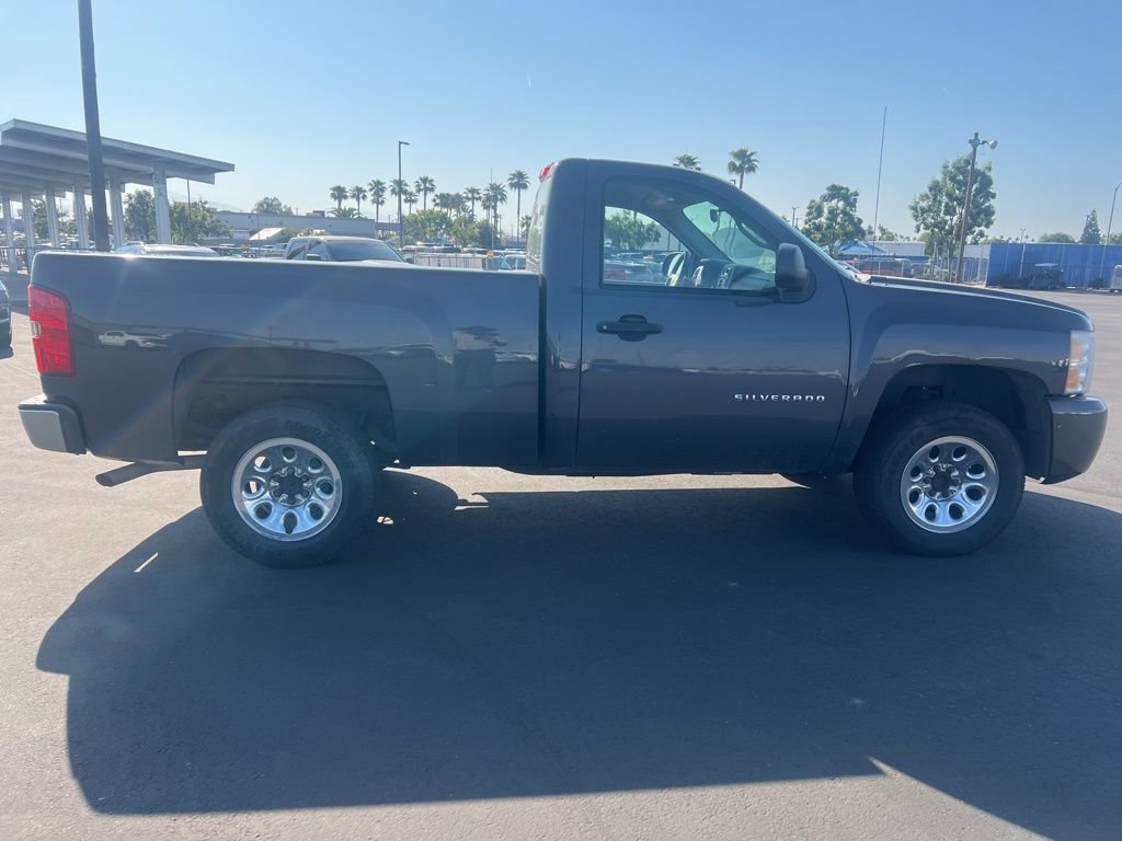 Used 2011 Chevrolet Silverado 1500 W/T w/ LS Package image 4