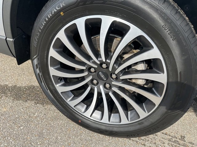 Used 2023 Lincoln Aviator Reserve w/ Equipment Group 201A image 25