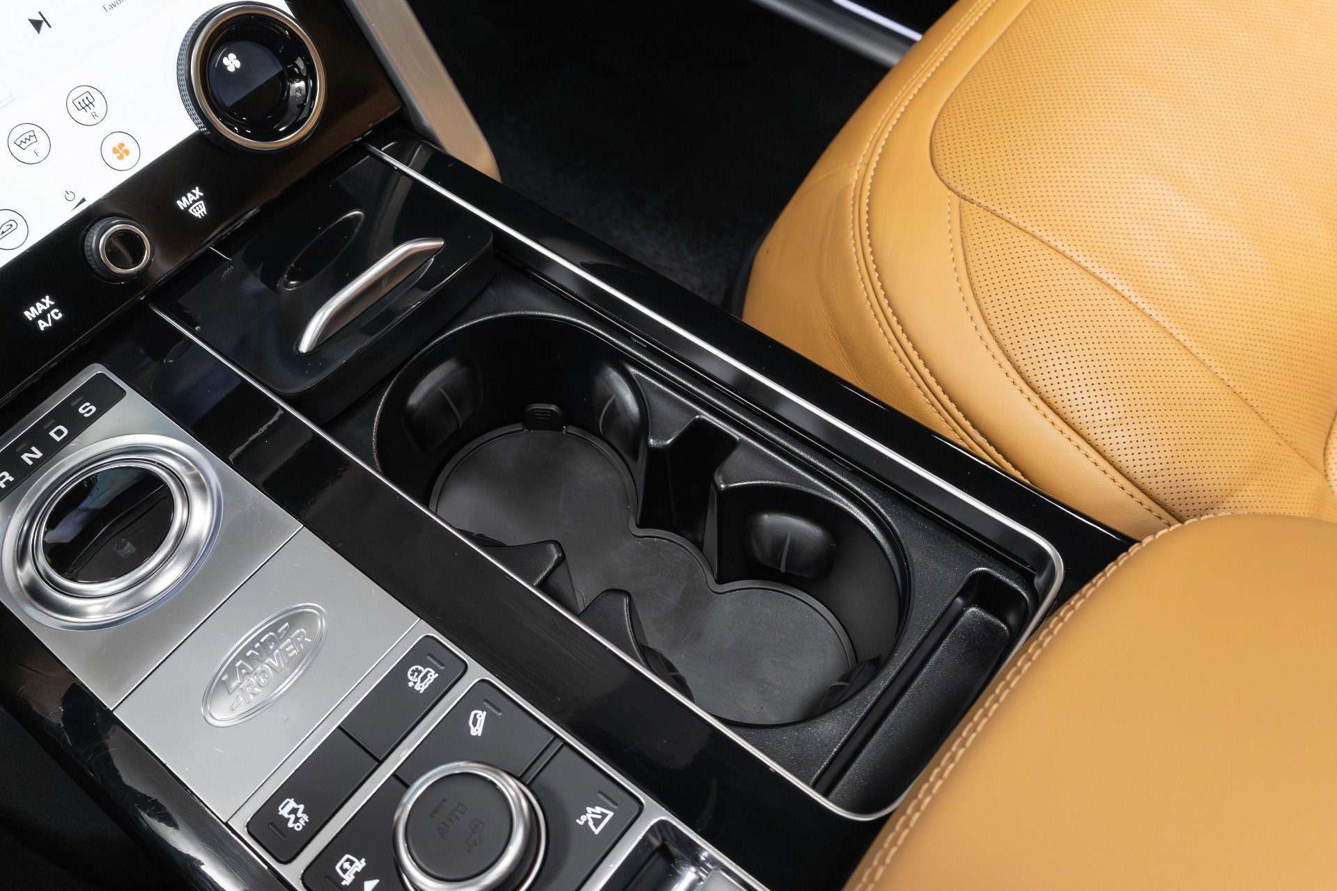 Used 2022 Land Rover Range Rover Autobiography image 57