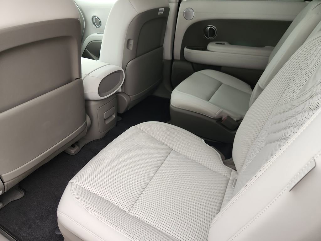New 2026 Hyundai Palisade SEL Premium FWD image 24