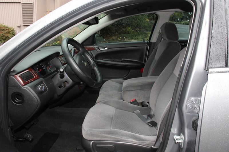 Used 2006 Chevrolet Impala LS FWD image 5