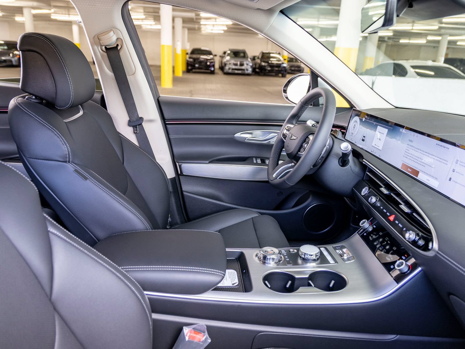 New 2027 Genesis GV70 2.5T Select AWD/4WD image 32