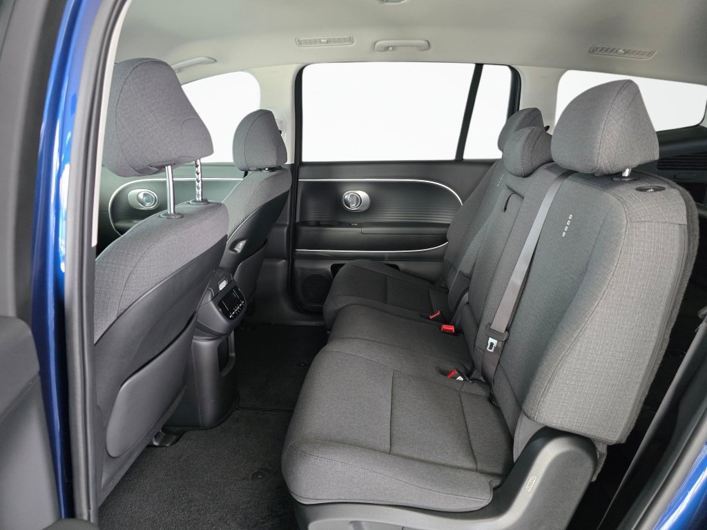 New 2026 Hyundai Ioniq 9 S RWD image 32