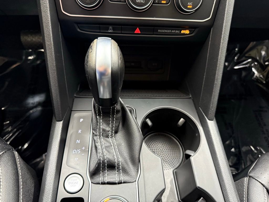 Used 2021 Volkswagen Atlas SE w/ Panoramic Sunroof Package image 42