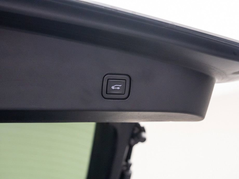 Certified 2024 Cadillac Lyriq Luxury w/ LPO, Floor Liner Package image 36