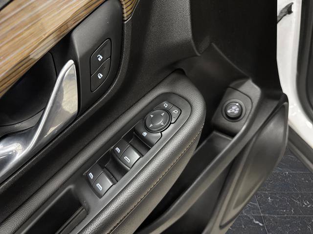 Used 2019 GMC Terrain SLE w/ Driver Convenience Package image 27