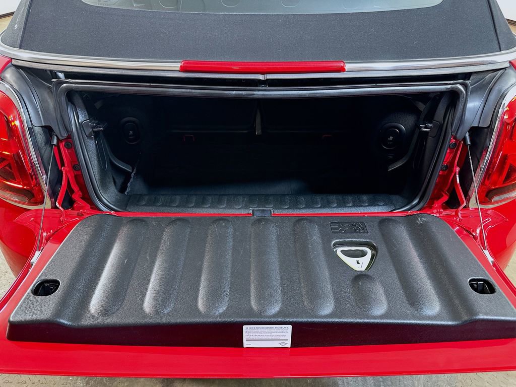 Used 2023 MINI Cooper S w/ Driver Assistance Package image 9