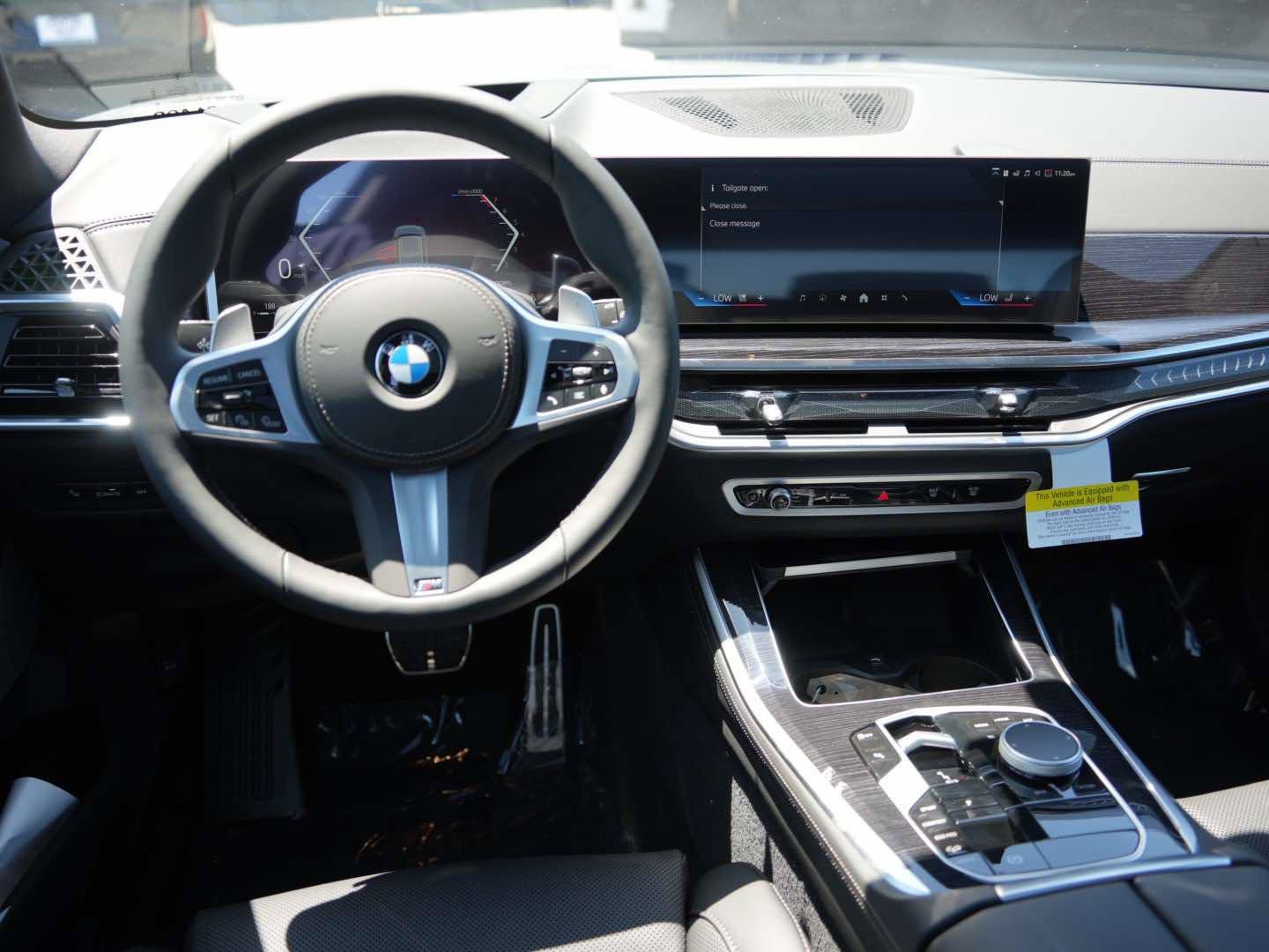 New 2026 BMW X5 xDrive40i w/ M Sport Package AWD/4WD image 7