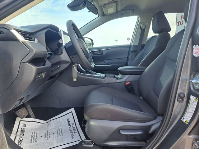 Used 2025 Toyota RAV4 LE image 12