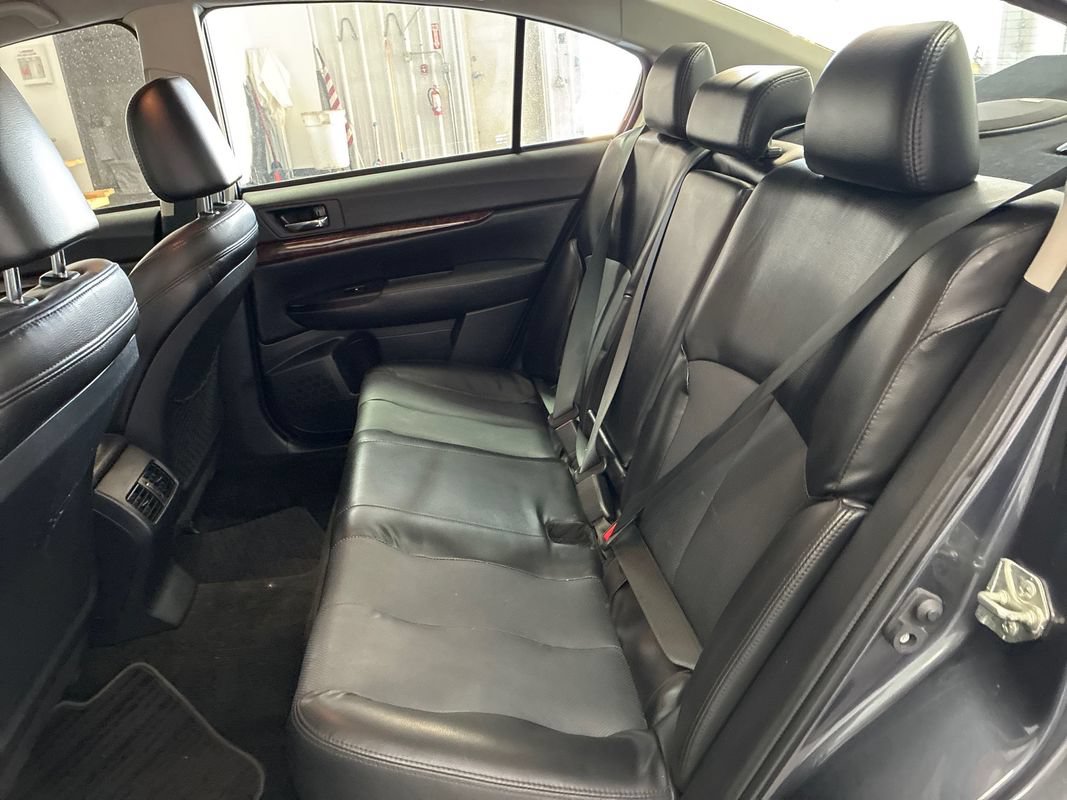Used 2013 Subaru Legacy 2.5i Limited w/ Popular Pkg 2 AWD/4WD image 17