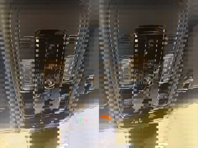 New 2026 Chevrolet Suburban High Country image 25