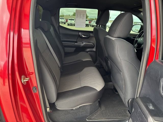 Used 2020 Toyota Tacoma TRD Off-Road w/ Technology Package image 10