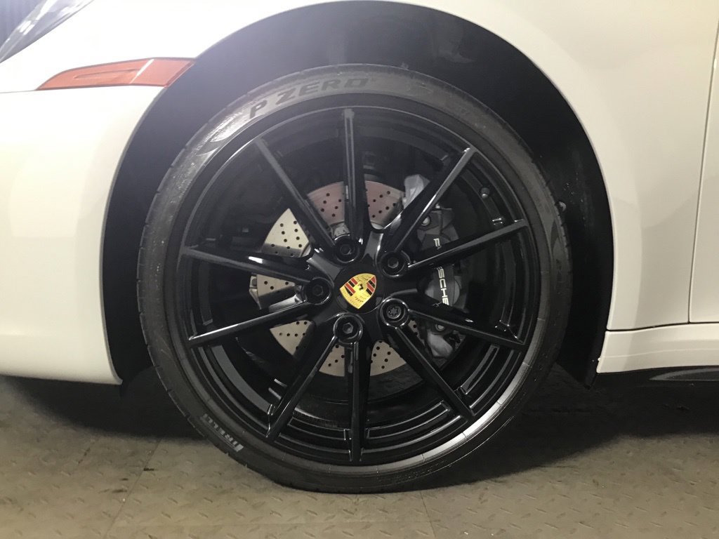 Certified 2024 Porsche 911 Carrera T RWD image 10
