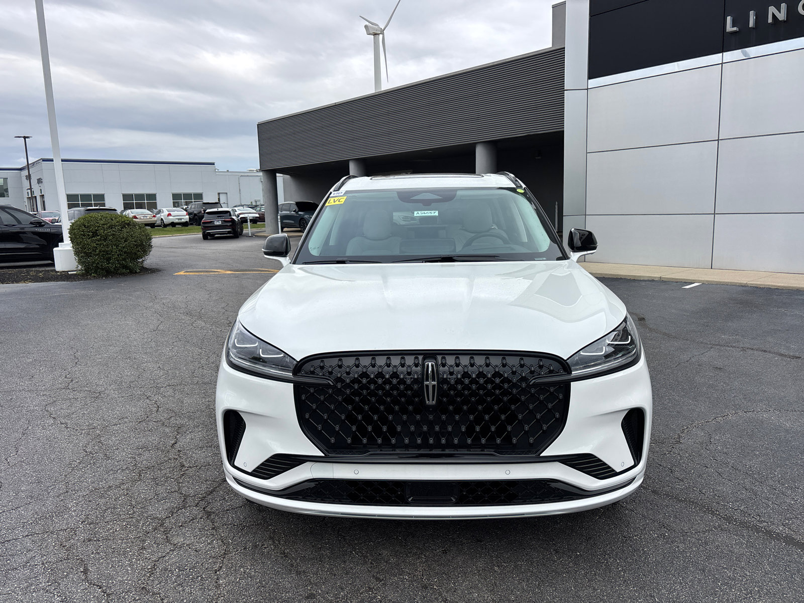 New 2026 Lincoln Aviator Reserve image 2